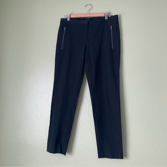 Theory Keil Optimal Seam Pants in Black - Picture 8 of 9